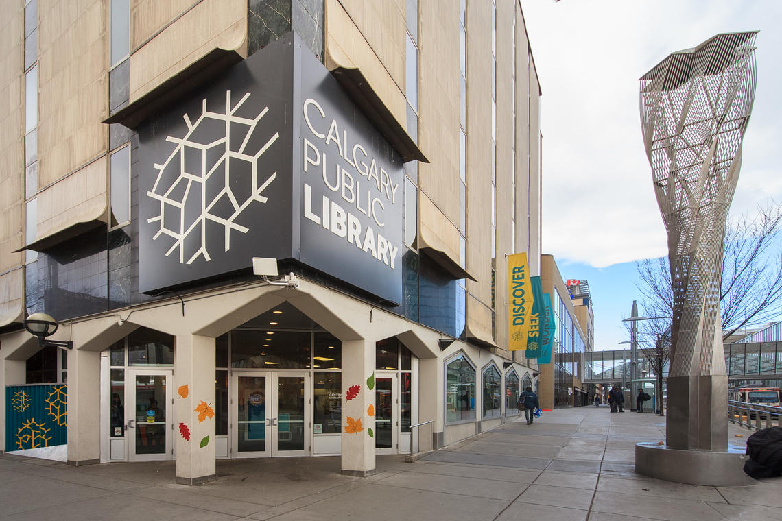 Through a partnership with the Calgary Municipal Land Corp, the Faculty of Environmental Design will establish a collaborative research hub and event space in the Castell Building, formerly the central library.