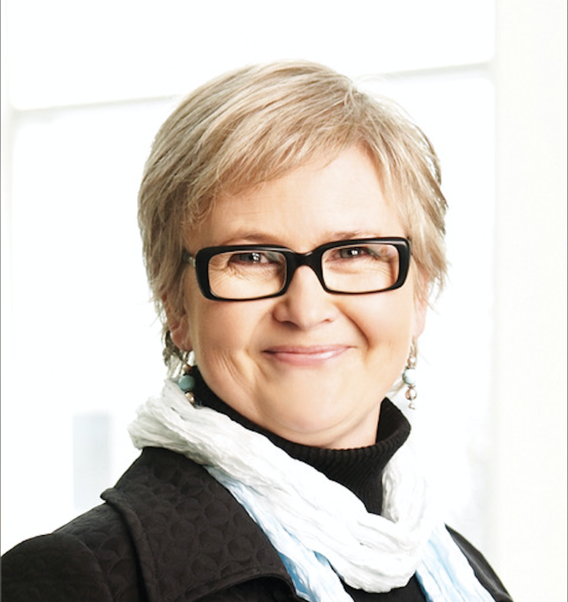 Loraine Fowlow
